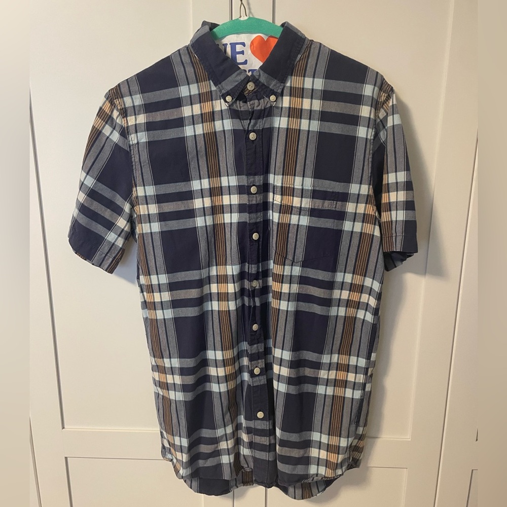American Eagle Blue Short Sleeved Casual Button Down Shirt